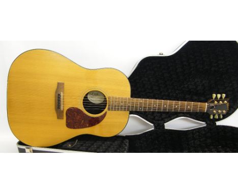 1983 Gibson J25-NAT acoustic guitar, made in USA, ser. no. 82713689, natural top with some light imperfections and lacquer ch