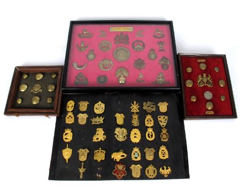 Military badges and buttons A collection of 31 various European regimental badges, mainly Danish including, Kings Artillery, 