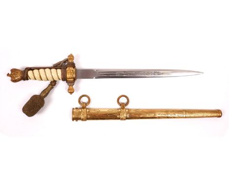 1939-1945 German Third Reich, Kriegsmarine Officer's dagger. A Kriegsmarine officer's dagger by Eickhorn, the double edged bi