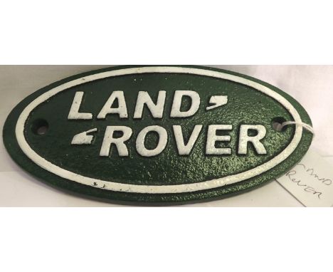 Cast iron Land Rover sign, W: 12 cm. P&amp;P Group 1 (£14+VAT for the first lot and £1+VAT for subsequent lots 