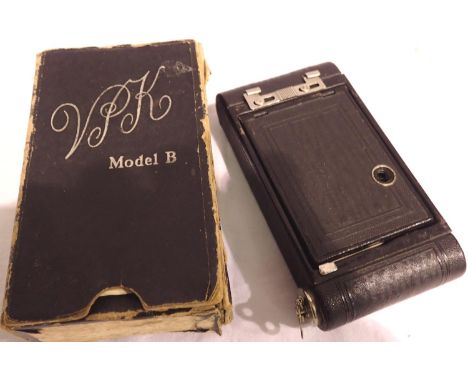 Boxed Kodak VPK model B camera. P&amp;P Group 1 (£14+VAT for the first lot and £1+VAT for subsequent lots) 