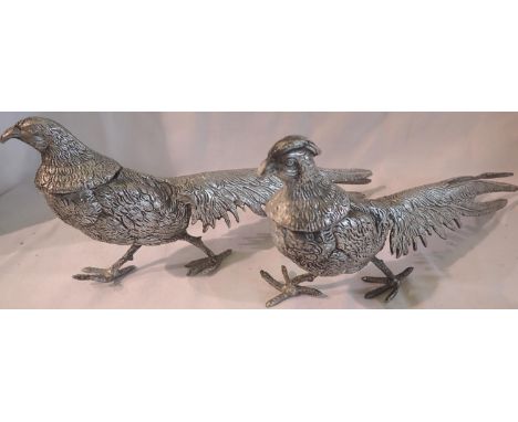 Silver plated cock and hen pheasants, largest L: 26 cm. P&amp;P Group 1 (£14+VAT for the first lot and £1+VAT for subsequent 