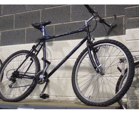 Claude Butler Spirit mens hardtail bike with 21 gears and 18 inch frame. Not available for in-house P&amp;P 