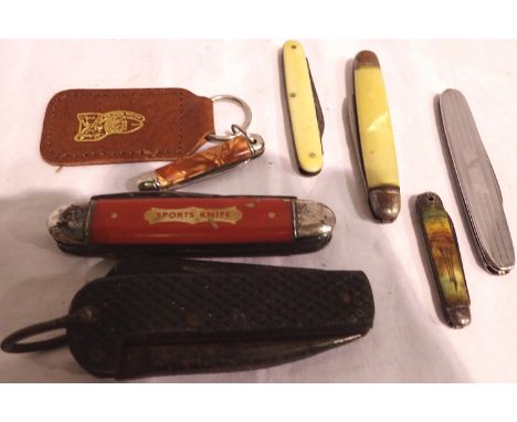 Seven mixed folding knives. P&amp;P Group 1 (£14+VAT for the first lot and £1+VAT for subsequent lots) 