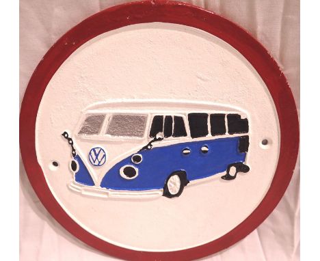 Cast iron VW camper plaque, D: 25 cm. P&amp;P Group 1 (£14+VAT for the first lot and £1+VAT for subsequent lots) 
