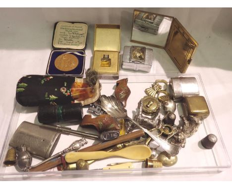 Mixed collectables including thimbles, lighters, spoons etc. P&amp;P Group 2 (£18+VAT for the first lot and £3+VAT for subseq