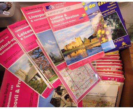 Quantity of mixed Ordnance Survey maps to include Yeovil and Stratford-Upon-Avon etc. P&amp;P Group 2 (£18+VAT for the first 
