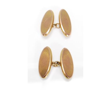 A pair of hallmarked 9ct gold cufflinks having oval panels united by chain links. Hallmarked Birmingham 1904. Weight 3.3 g. M