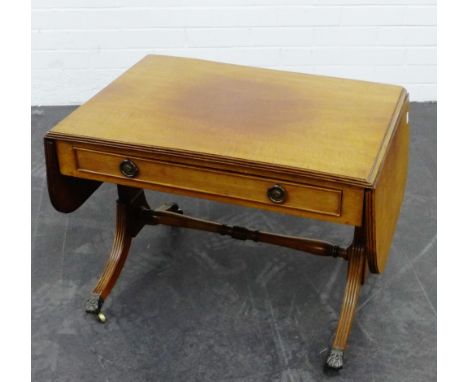 Small mahogany sofa style table, 49 x 64cm 