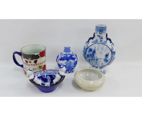 Group of modern Chinese and Japanese pottery to include a tankard, a small pilgrim vase, a craquelure bowl and a Delft moon f