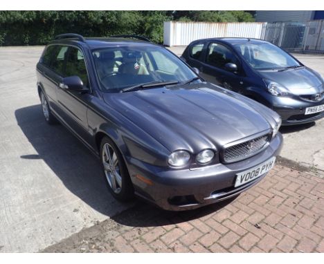Jaguar X-Type VO08 PYH 2.2 diesel estate approximately 105,000 miles on the clock with MOT until 04.12.2018 one key no paperw