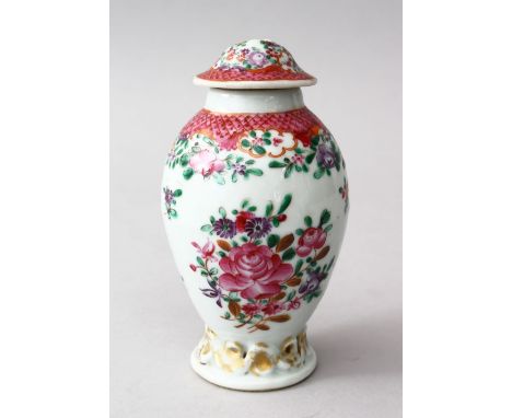 A GOOD 18TH CENTURY CHINESE FAMILLE ROSE PORCELAIN TEA CADDY &amp; COVER, the body with native floral decoration in qianlong 