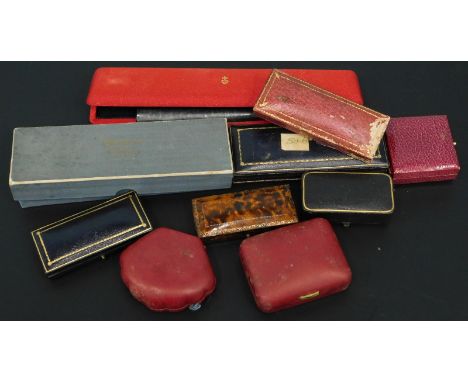A selection of vintage and modern jewellery boxes. 