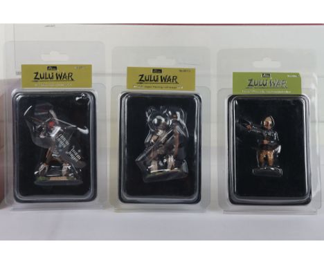 Britains matte series Zulu War figures 20072, 20112 and 20113 in original clamshells, Accessory sets 1 (20016) and 2 (20079),