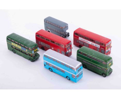 A quantity of diecast and other model buses including Corgi and EFE.