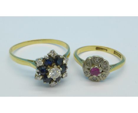 Two 18ct gold cluster rings, 6.2g, K and V