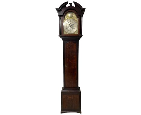 Thomas Hutchinson of Leeds - 18th century 8-day oak longcase clock with as broken arched  pediment and moulded cornice, with 