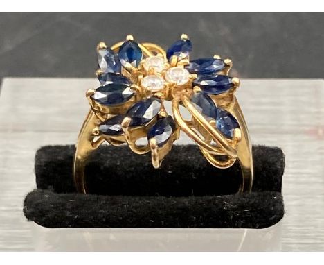 A Gem set ring in 14ct gold (4.8g) (Size N1/2)