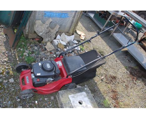 A Mountfield self-propelled Mower with R100 engine, 45 cm cut, with grass box.