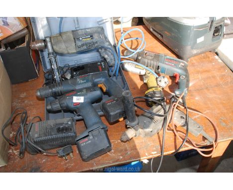 A Bosch Professional GBH-2ZRE drill (working at time of lotting) and other drills (sold as seen).