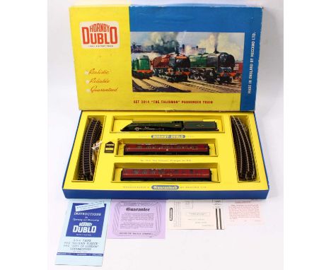 Hornby-Dublo 2-rail train set ref.2014 ‘The Talisman’ passenger train comprising 2211 ‘Golden Fleece’ No.60030 A4, 4-6-2 loco