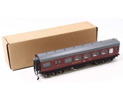 Darstaed bogie coach, BR ex GWR Full Brake, maroon &amp; cream, grey roof, W1180W, with cable to take lighting to &amp; fro a