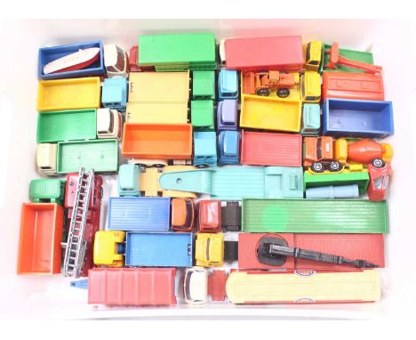 A quantity of diecast and plastic Lonestar commercials to include tractor unit with flat trailer, 3-axle Impey open back truc