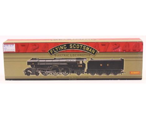 Hornby 00 gauge Flying Scotsman special edition, wartime black loco, R3100, unused example, with all accessories, in original