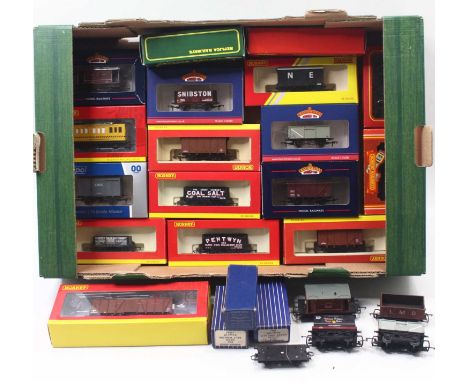 One box of 00 gauge wagons, by various manufacturers, including Hornby, Dapol, Bachmann and others, all in good condition, mo