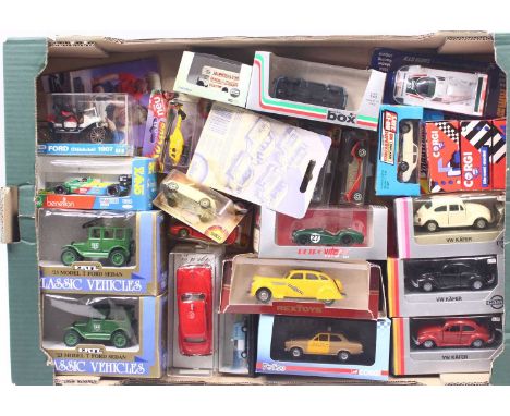 A quantity of mixed modern issue and vintage diecast to include Gama, Retro Vitesse, Siku, and others, specific examples to i