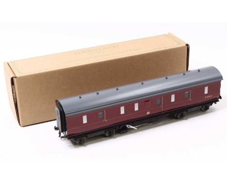 Darstaed bogie coach, LMS Period II Full brake, LMS maroon lined black &amp; yellow, 30549, with cable to take lighting to ad