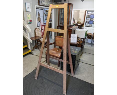 A vintage large artist easel, 184cm highLocation: 