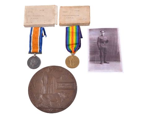 Medals - a WW1 pair to 42008 Pte J W Humberstone W York R, comprising the War Medal and Victory Medal, with ribbons, in origi