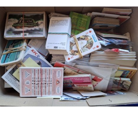 Trade cards, Interesting mixture of over 700 cards, many series including Topps Posters (mostly Bee Gees), Brooke Bond Tea le
