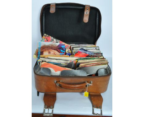 A large collection of vintage 20th century 45rpm records from the 1990s comprising of Rick Astley, Sinitta, UB40, Bee Gees, D