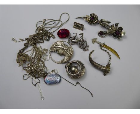 Collection of Silver Jewellery, including sterling silver floral brooch, sterling silver disc brooch and chain, Art Nouveau-s