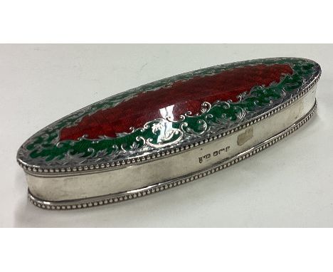 A fine silver and enamelled jewellery / snuff box. Sheffield 1909. By John Rose. Approx. 121 grams. Est. £250 - £300.