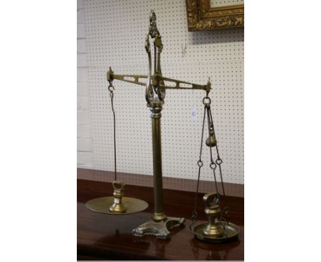 W Avery Ltd, a set of late 19th/early 20th century brass and steel pan scales, together with 4lb and 2lb dumbbell weights, 78