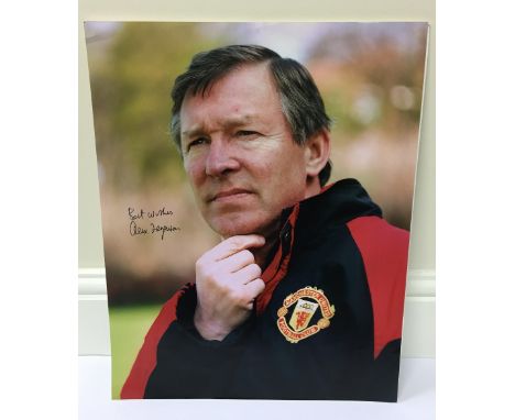 Signed photograph of Sir Alex Ferguson, by Harry Goodwin, 40 x 51 cm.Provenance: Collection of Harry Goodwin 1924-2013, resid