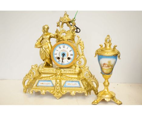 Gilt mantle clock with 1 garniture 