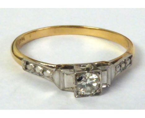 18ct GOLD AND PLATINUM RING, with a solitaire diamond in a square setting, approx .20ct, 2.4gms, ring size 'Q/R' 