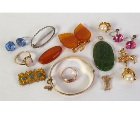 TWO 9CT GOLD CHARMS, a 9CT GOLD CAMEO SET RING, a, possibly green jade, PENDANT and a FEW OTHER ITEMS