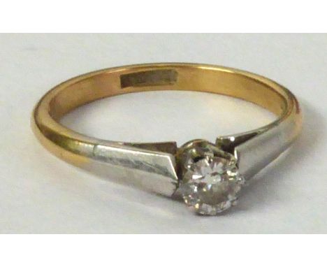 18ct GOLD AND PLATINUM RING, set with a solitaire diamond, approx .25ct, 3gms, ring size 'M' 