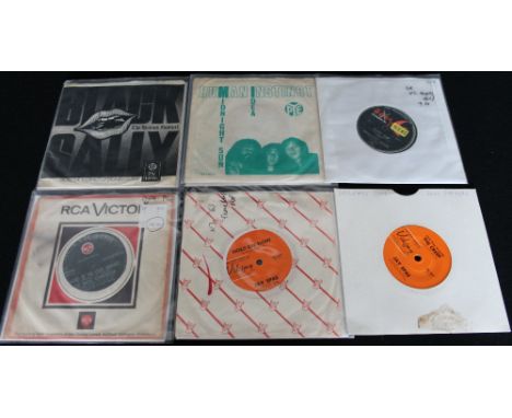 NZ GARAGE/PSYCH - Another great selection of 6 x rare 7" releases. Titles are Abdullahs' Regime - Silver Ship/Sally I Do (ODE