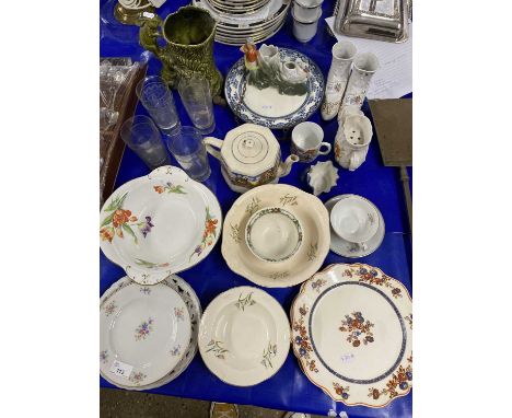 Mixed Lot: Various glass and ceramics to include decorated plates, beakers, Sylvac vase, a vintage warming plate, shaving mug