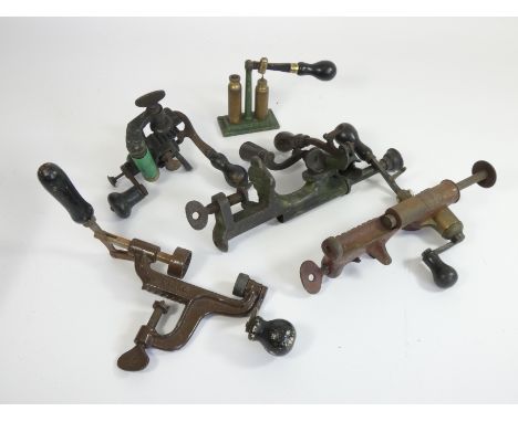 Four&nbsp; Shotgun Shell Hand Reloading / Crimping Tools, mountable, also including a bullet capper (5)