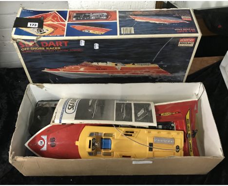VINTAGE ''SEA DARK'' ELECTRIC POWEREED BOAT - BOXED