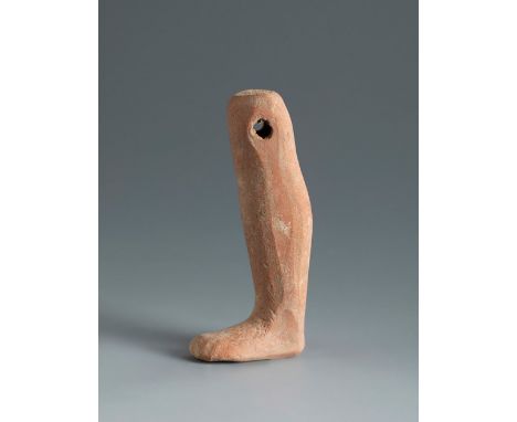 Left leg of an articulated doll. Smyrna, 4th-3rd century BC.Terracotta.Provenance: Smyrna, 1895-1905. Collection Paul Gaudin 