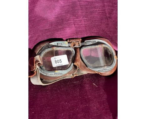 Vintage flying goggles 