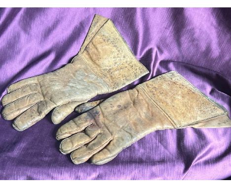 A pair of vintage soft leather bikers gloves   / All lots are located at The Barn, Hampstead Farm, Nr Henley on Thames, Oxfor
